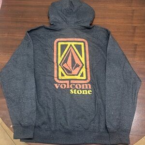 Volcom stone sweatshirt nwt LOW PRICE!!!